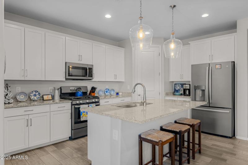 9-web-or-mls-20904 E Swan Dr, Queen Cree