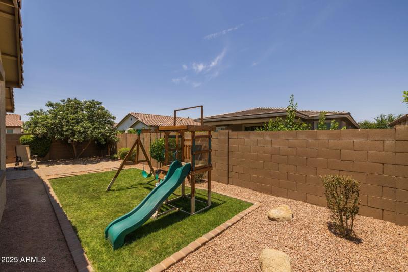 35-web-or-mls-20904 E Swan Dr, Queen Cre