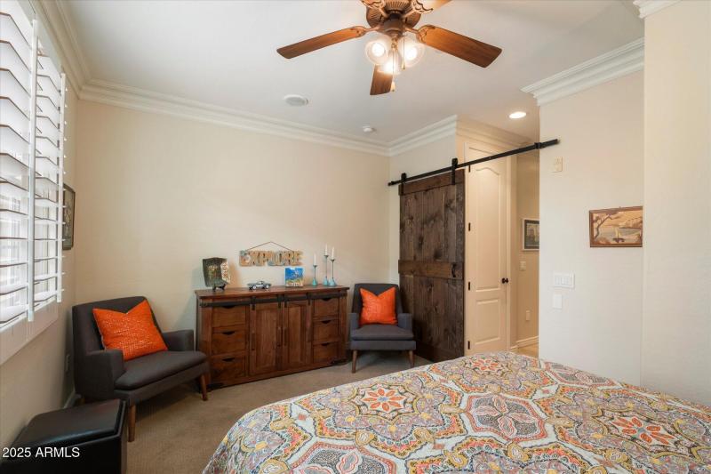 Third Floor Guest Ensuite Bedroom