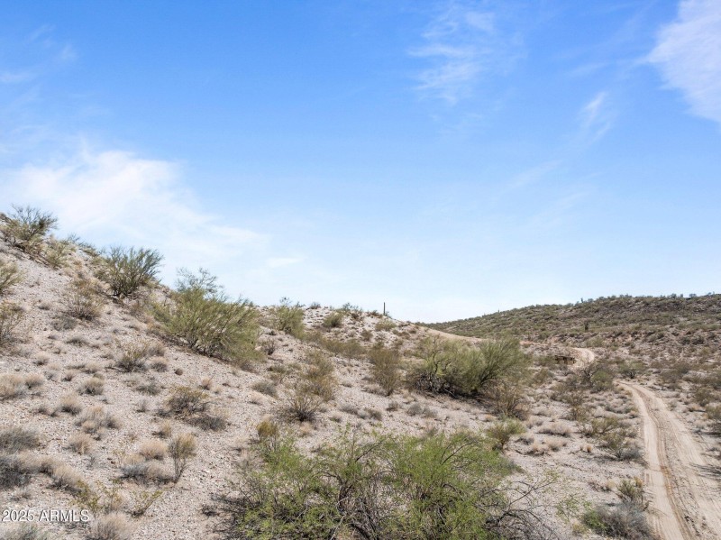 Scenic Loop Rd 8.29 acres