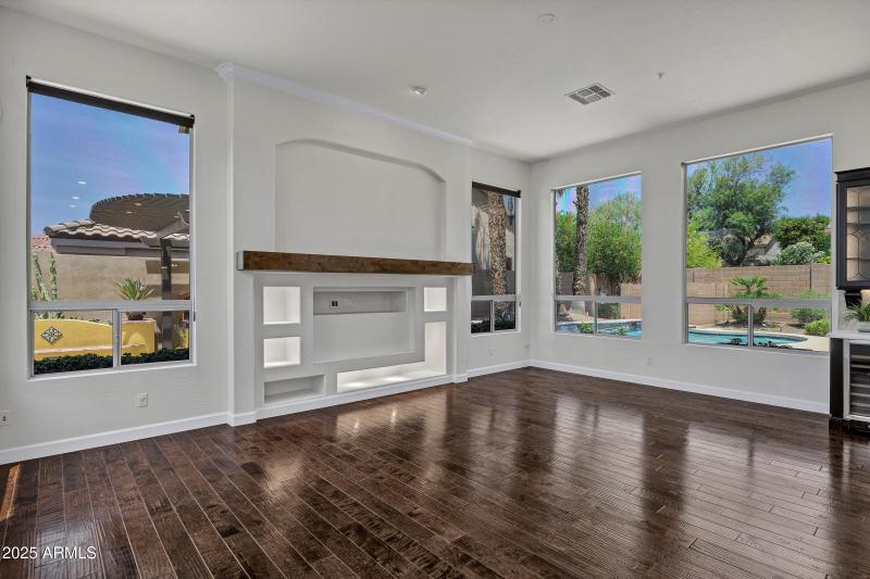 10310 N 135th Way-13