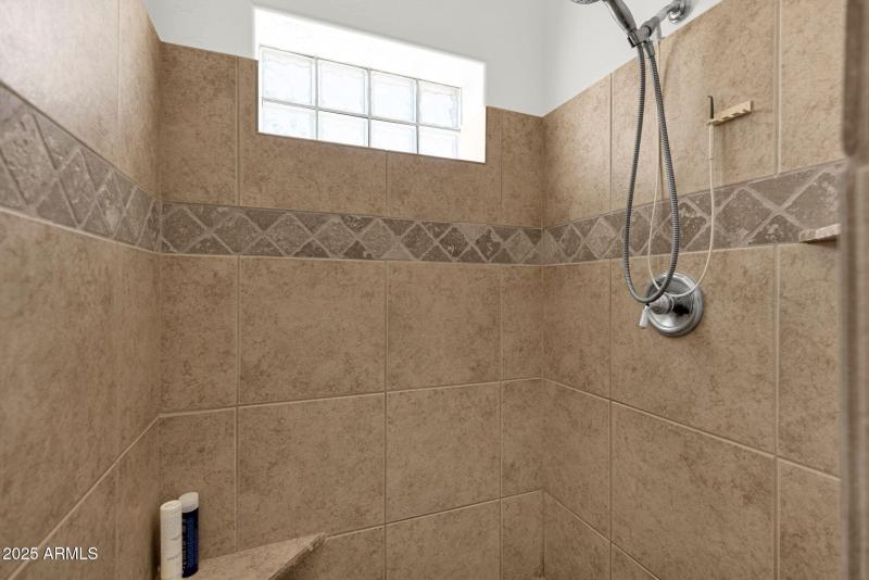 68-web-or-mls-24313 w. Grove St Buckeye,