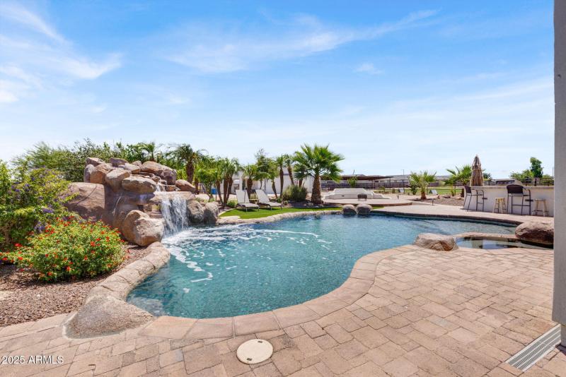 78-web-or-mls-24313 w. Grove St Buckeye,