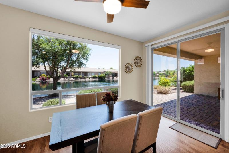 42485 Abbey - 10Dining