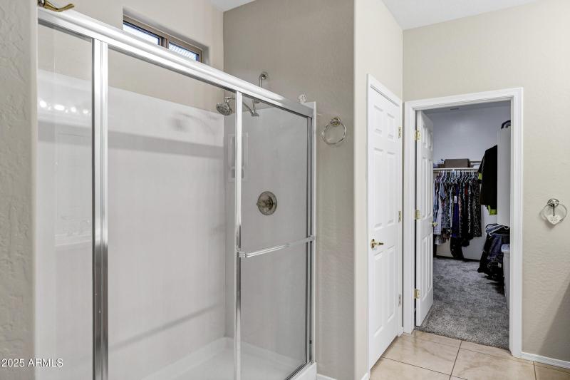 42711 W Darter Dr-29