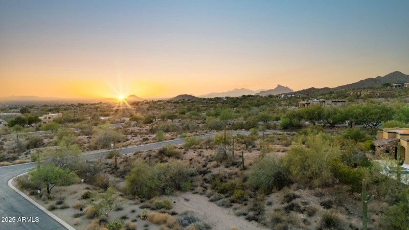 6-web-or-mls-3547-n-crystal-peak-cir