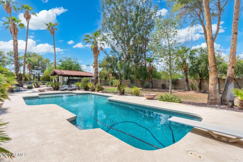 82-web-or-mls-DSC04861-HDR-Edit