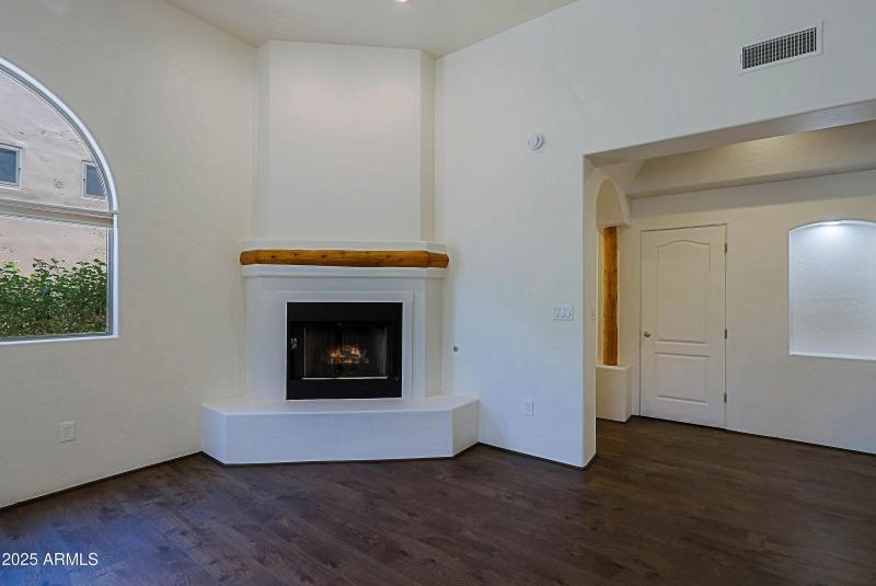 Living and Dining Room 5