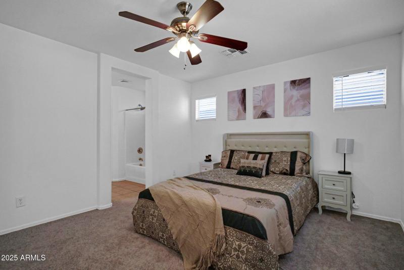 17-web-or-mls-1420 E Sonrisas St Phoenix