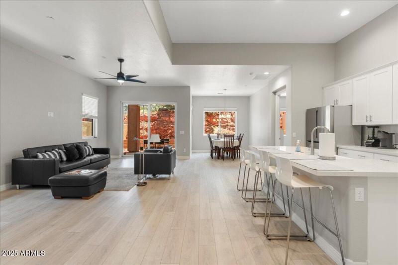 09-Living Room, Kitchen & Dining Area