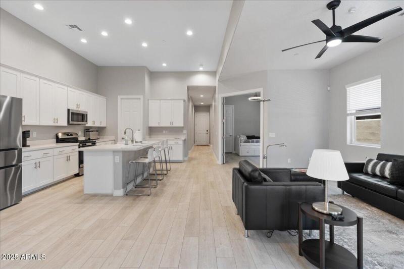 10-Kitchen & Living Room