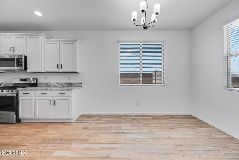 hj-az-phx-cantamia-duet-lily-lot-30135-d