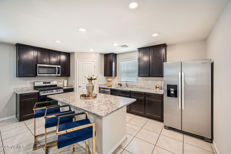 3916 s 79th lane - Web Quality - 004 - 0