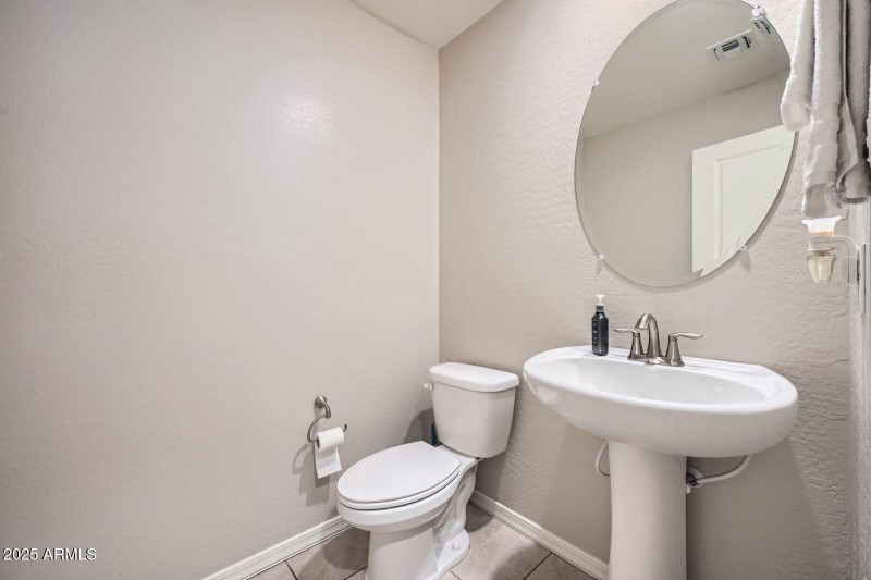 3916 s 79th lane - Web Quality - 009 - 1