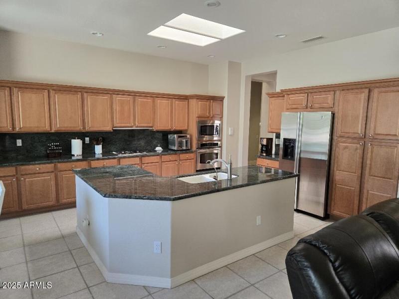 20250611_094340_resized