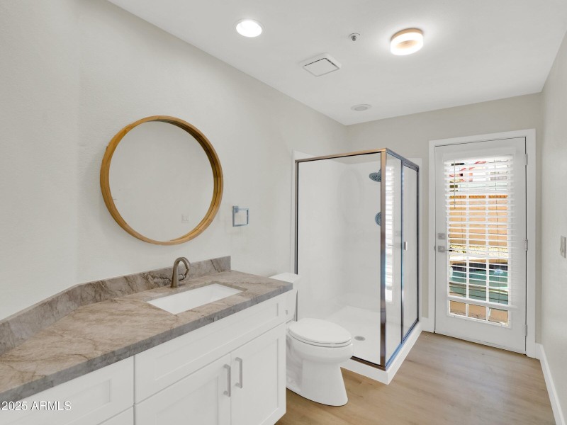 na 113 pool bath 2 6-25