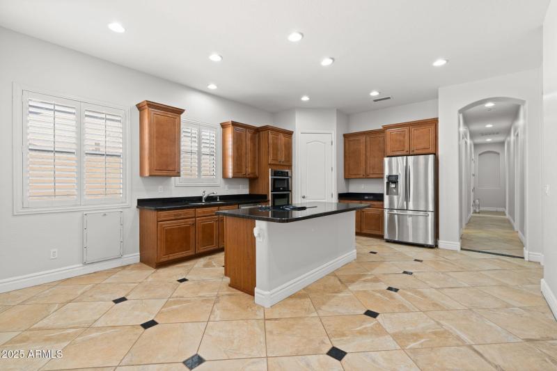 16-web-or-mls-3215-e-constance-wy