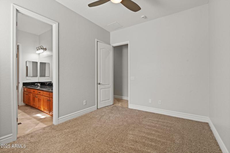 38-web-or-mls-3215-e-constance-wy