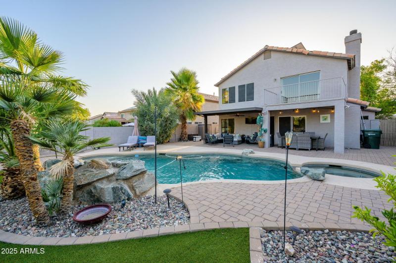 31-web-or-mls-Pontiac-37