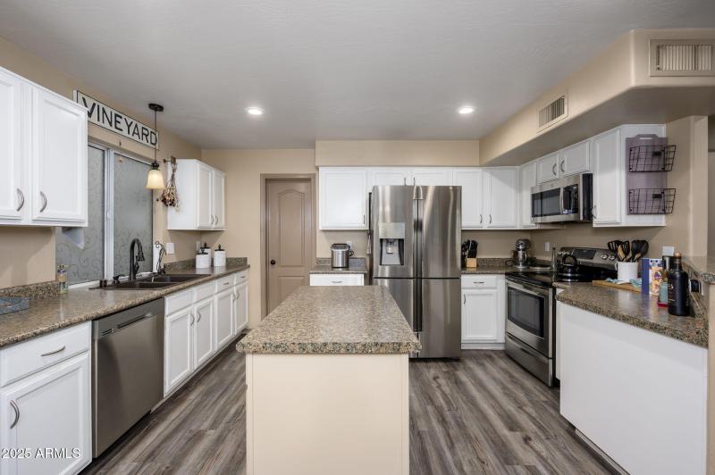 14-web-or-mls-Pontiac-21