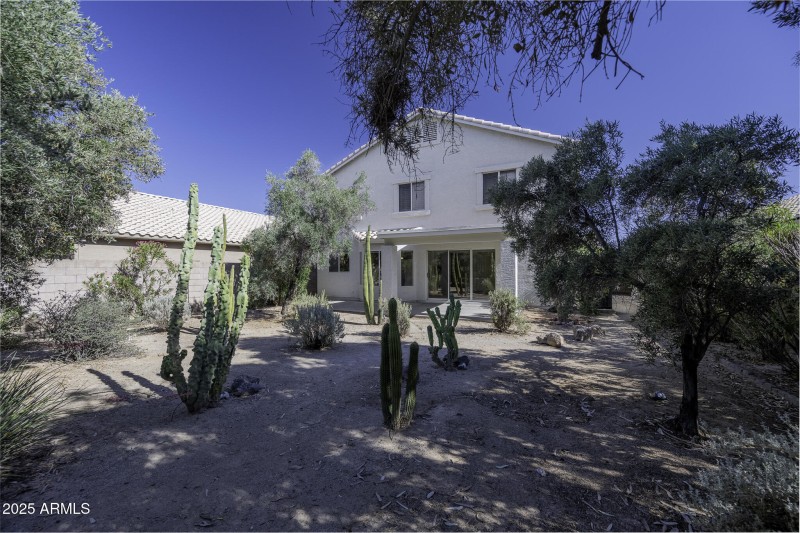 4530 E Desert Wind Dr-30