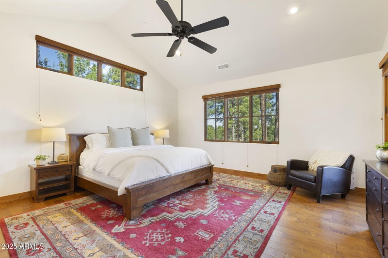 18-web-or-mls-JC0A4815