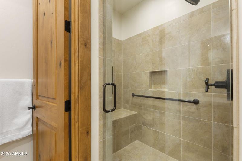 26-web-or-mls-JC0A4854