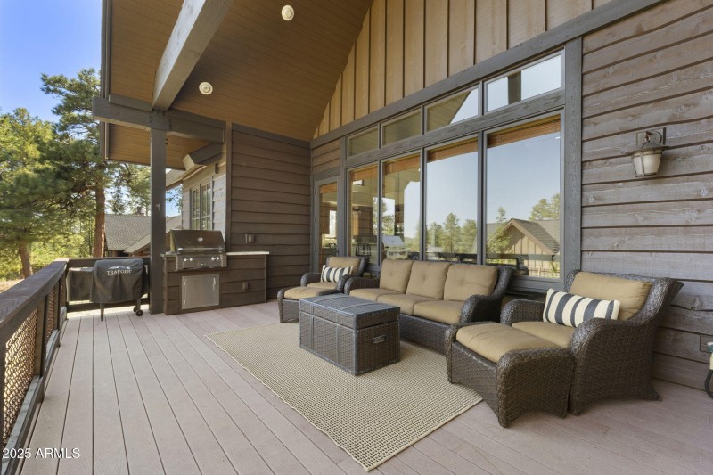 52-web-or-mls-JC0A4999