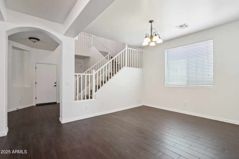 10-web-or-mls-N Riley Rd-1406-010