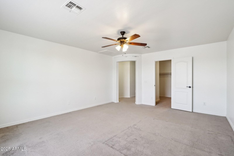 37-web-or-mls-N Riley Rd-1406-037