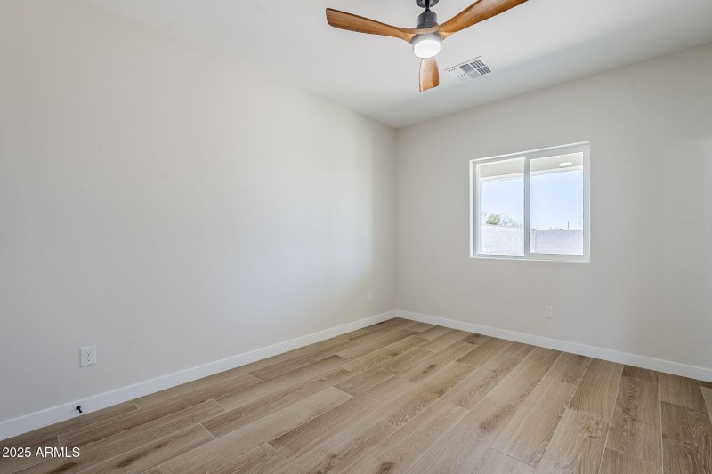 27-web-or-mls-Trona-27