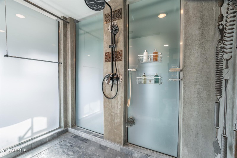 Owners Shower