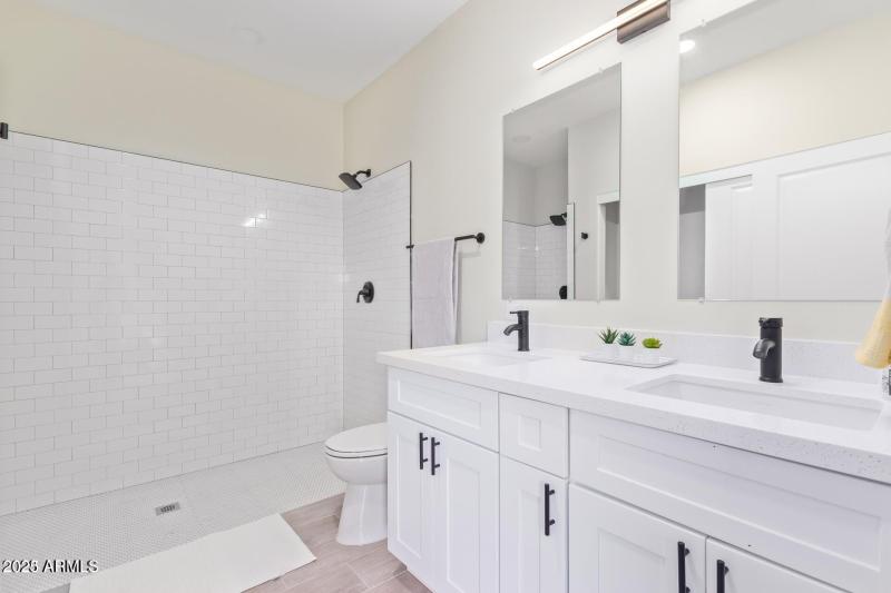 1749838692277-188-9096-6