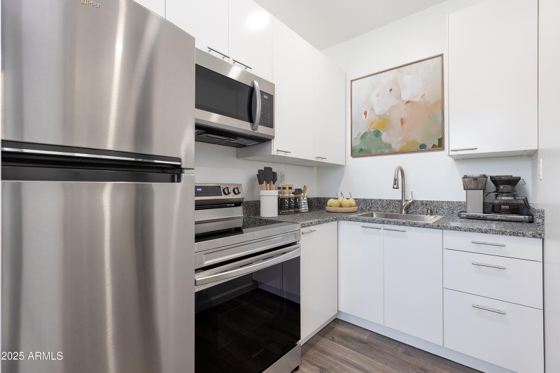 2943 E Lookout Ln (40)