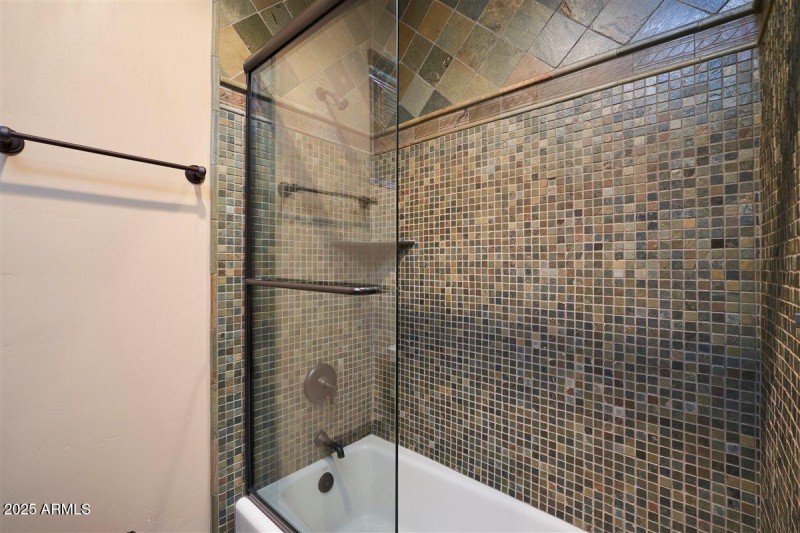 20210331035937701572000000-o