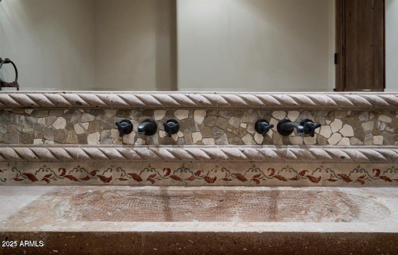 20210331040002104266000000-o