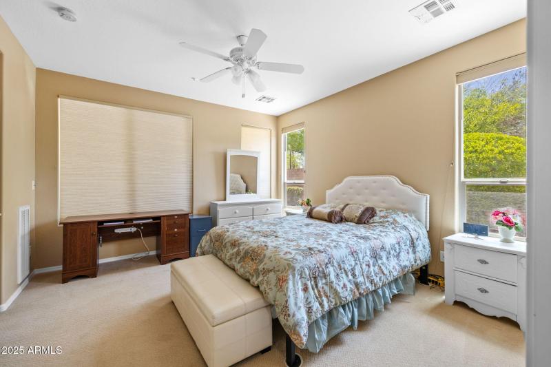 12945 W Yellow Bird Ln Peoria - 319