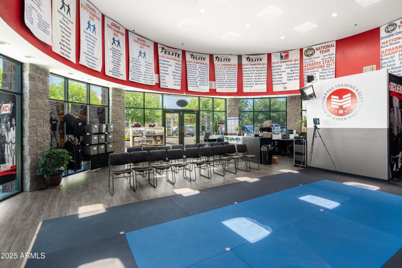 JL_280MainSt-UnitG-interiors-08