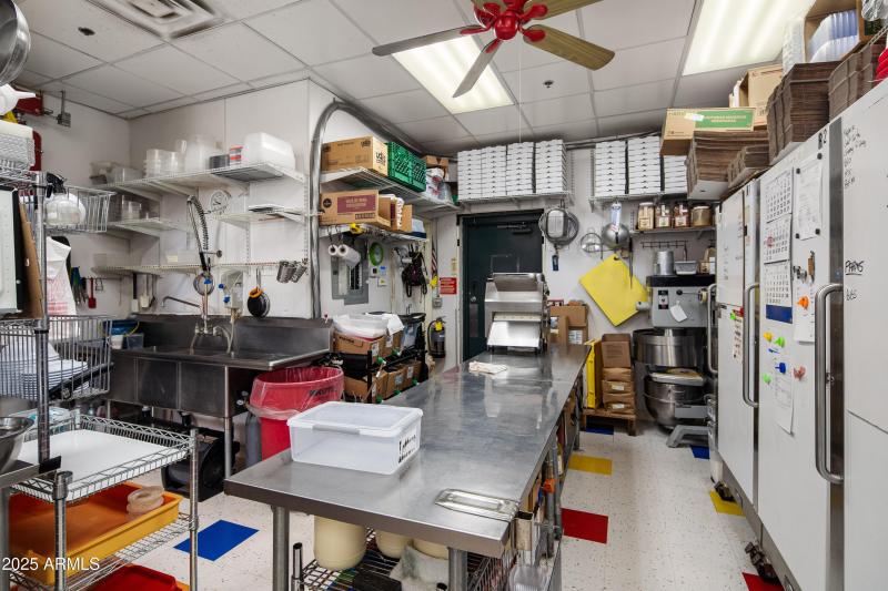 JL_280MainSt-UnitJ-interiors-17