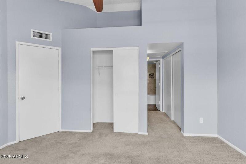 17-2954 N Oregon St #12