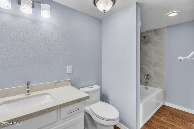 18-2954 N Oregon St #18