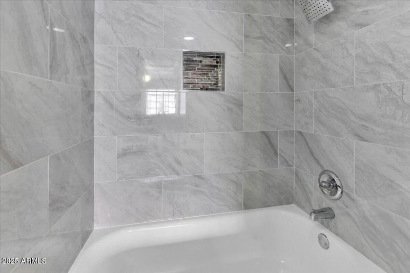 20-2954 N Oregon St #19