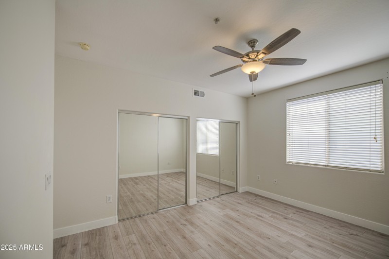 Bedroom 1-pic 2