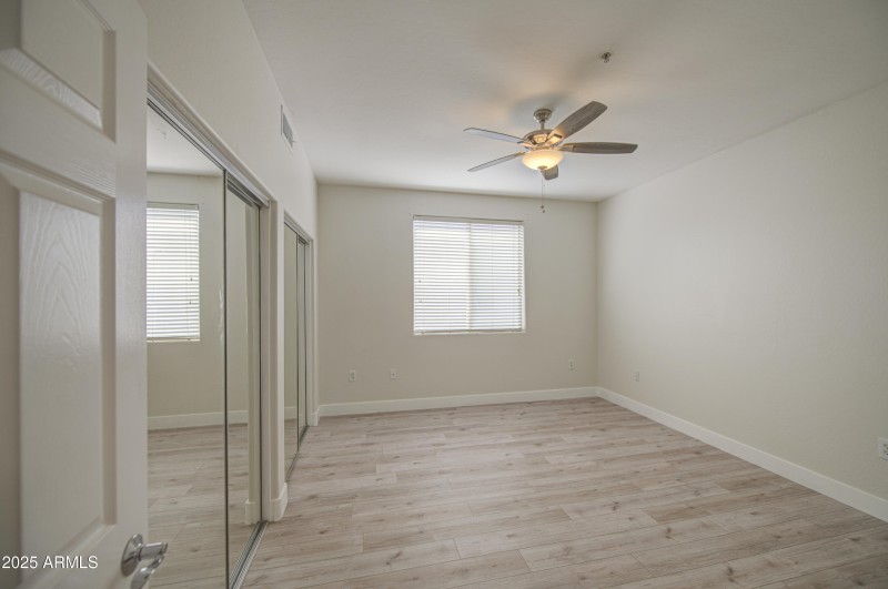 Bedroom 1-pic 1