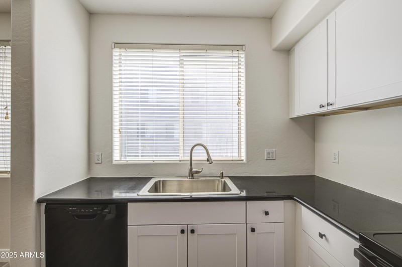 Kitchen 4