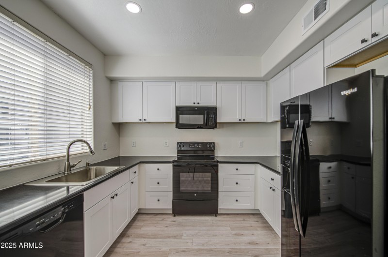 Kitchen 3