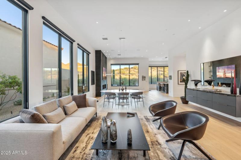 Open Concept Living/Dining