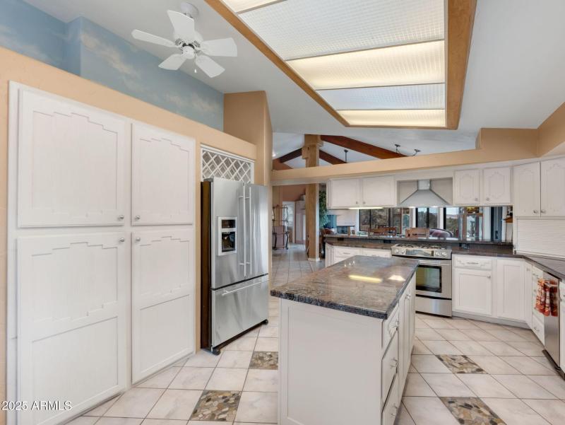 014_Kitchen Stainless Appliances