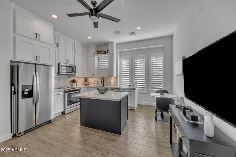 2652 E Pelican Ct-12