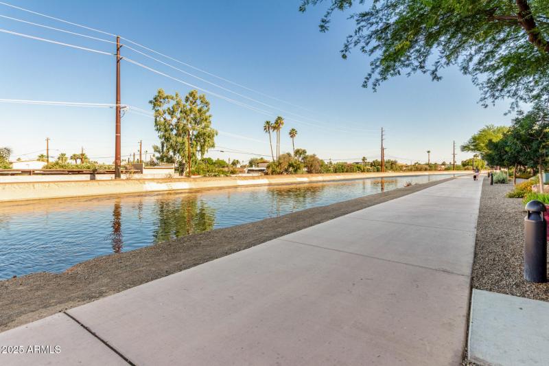 36 - Woodmere Fairway